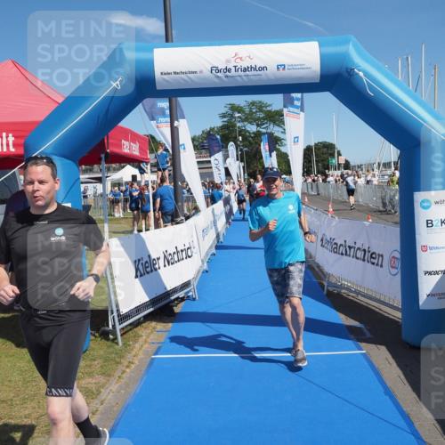 17.08.2025 - KN Förde Triathlon 2025 MichiJ http://msf.ph/oto/8609085 17.08.2025 12:32:22 Laufen 617 meine-sportfotos.de