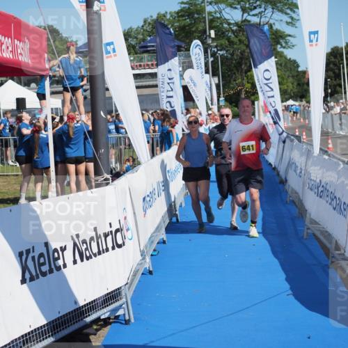 17.08.2025 - KN Förde Triathlon 2025 MichiJ http://msf.ph/oto/8609109 17.08.2025 12:32:25 Laufen 617, 641 meine-sportfotos.de