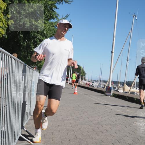 17.08.2025 - KN Förde Triathlon 2025 KatJ http://msf.ph/oto/8609461 17.08.2025 12:03:50 Laufen 291, 325, 370, 373, 622 meine-sportfotos.de