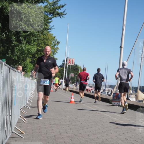 17.08.2025 - KN Förde Triathlon 2025 KatJ http://msf.ph/oto/8609515 17.08.2025 12:03:54 Laufen 291, 325, 370 meine-sportfotos.de