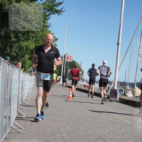 17.08.2025 - KN Förde Triathlon 2025 KatJ http://msf.ph/oto/8609533 17.08.2025 12:03:54 Laufen 291, 325, 370 meine-sportfotos.de