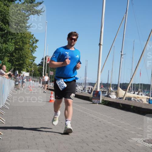 17.08.2025 - KN Förde Triathlon 2025 KatJ http://msf.ph/oto/8609747 17.08.2025 12:04:27 Laufen 360 meine-sportfotos.de