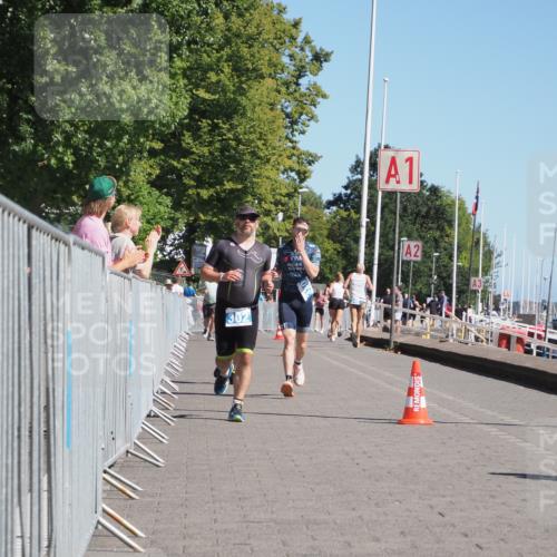 17.08.2025 - KN Förde Triathlon 2025 KatJ http://msf.ph/oto/8609764 17.08.2025 12:04:34 Laufen 302, 330, 334 meine-sportfotos.de