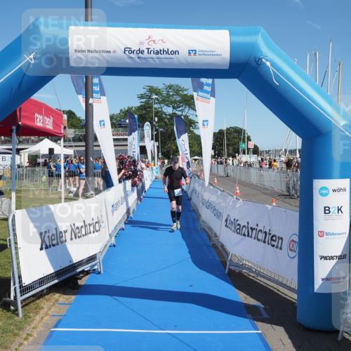 17.08.2025 - KN Förde Triathlon 2025 MichiJ http://msf.ph/oto/8609773 17.08.2025 12:37:39 Laufen 308 meine-sportfotos.de