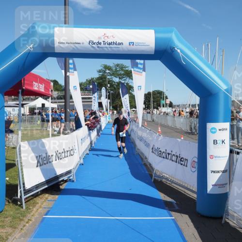 17.08.2025 - KN Förde Triathlon 2025 MichiJ http://msf.ph/oto/8609779 17.08.2025 12:37:40 Laufen 308 meine-sportfotos.de