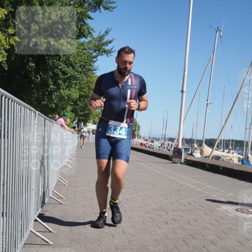 17.08.2025 - KN Förde Triathlon 2025 KatJ http://msf.ph/oto/8609847 17.08.2025 12:04:44 Laufen 330, 334 meine-sportfotos.de