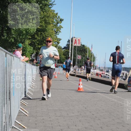17.08.2025 - KN Förde Triathlon 2025 KatJ http://msf.ph/oto/8609874 17.08.2025 12:04:54 Laufen 613, 618 meine-sportfotos.de