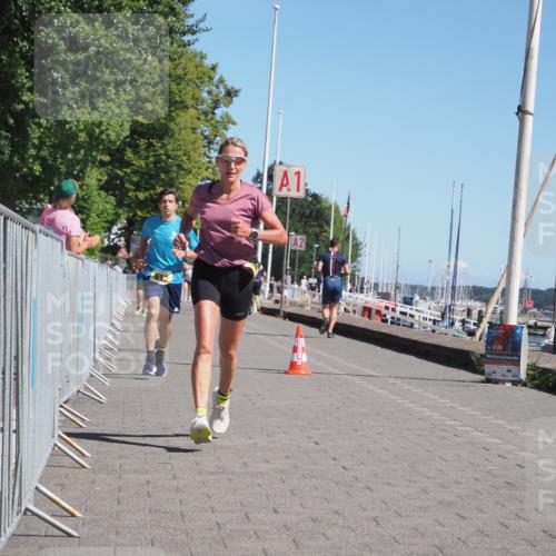 17.08.2025 - KN Förde Triathlon 2025 KatJ http://msf.ph/oto/8609932 17.08.2025 12:05:01 Laufen 297, 612, 613, 618 meine-sportfotos.de