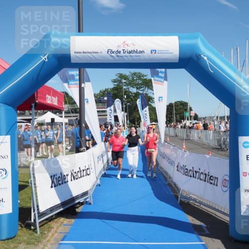 17.08.2025 - KN Förde Triathlon 2025 MichiJ http://msf.ph/oto/8610087 17.08.2025 12:38:54 Laufen 606 meine-sportfotos.de