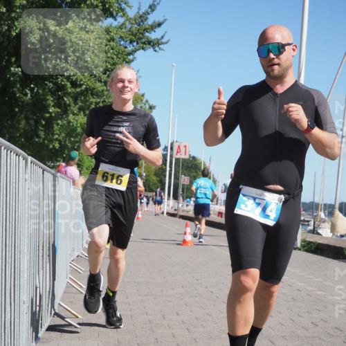 17.08.2025 - KN Förde Triathlon 2025 KatJ http://msf.ph/oto/8610130 17.08.2025 12:05:11 Laufen 348, 374, 609, 616 meine-sportfotos.de