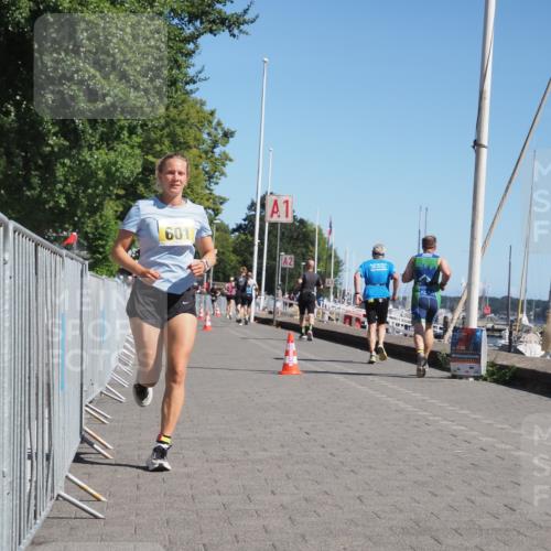17.08.2025 - KN Förde Triathlon 2025 KatJ http://msf.ph/oto/8610267 17.08.2025 12:05:25 Laufen 601 meine-sportfotos.de