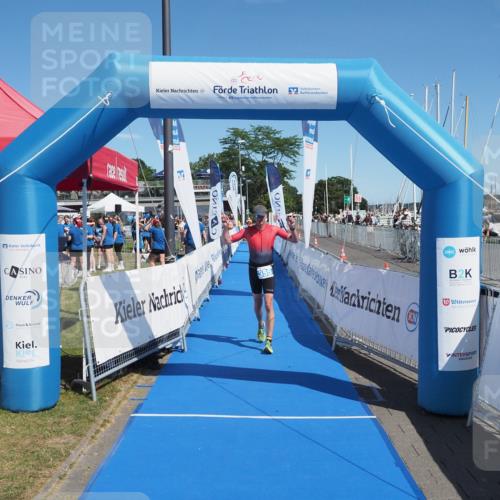 17.08.2025 - KN Förde Triathlon 2025 MichiJ http://msf.ph/oto/8610293 17.08.2025 12:42:29 Laufen 355 meine-sportfotos.de