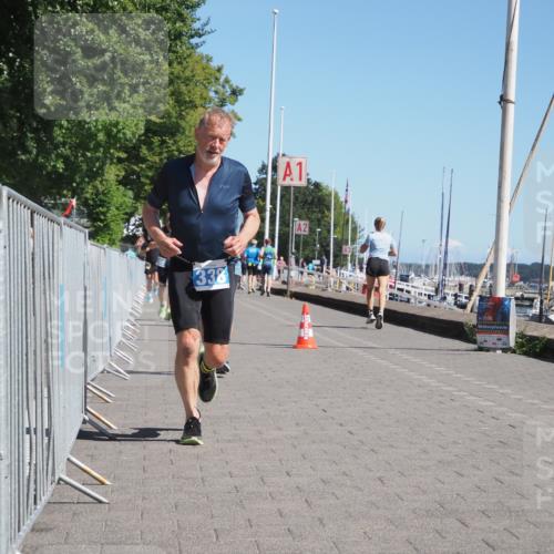 17.08.2025 - KN Förde Triathlon 2025 KatJ http://msf.ph/oto/8610307 17.08.2025 12:05:35 Laufen 288, 311, 338, 635 meine-sportfotos.de