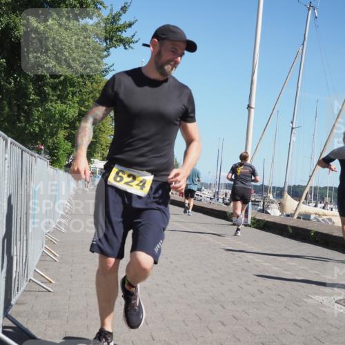 17.08.2025 - KN Förde Triathlon 2025 KatJ http://msf.ph/oto/8610468 17.08.2025 12:05:50 Laufen 624 meine-sportfotos.de