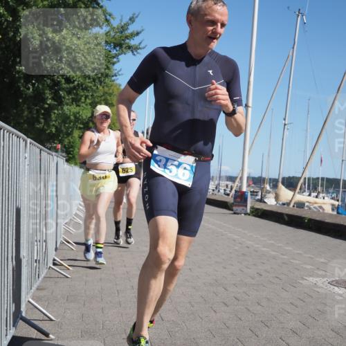 17.08.2025 - KN Förde Triathlon 2025 KatJ http://msf.ph/oto/8610617 17.08.2025 12:06:37 Laufen 356, 358, 625, 630 meine-sportfotos.de