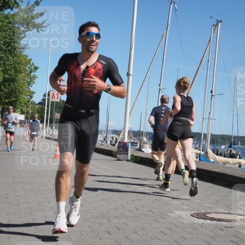 17.08.2025 - KN Förde Triathlon 2025 KatJ http://msf.ph/oto/8610703 17.08.2025 12:06:43 Laufen 353, 358, 371 meine-sportfotos.de