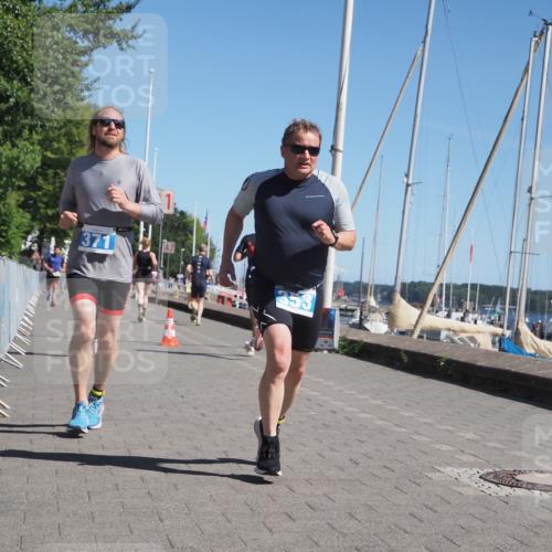 17.08.2025 - KN Förde Triathlon 2025 KatJ http://msf.ph/oto/8610768 17.08.2025 12:06:50 Laufen 353, 371, 610 meine-sportfotos.de