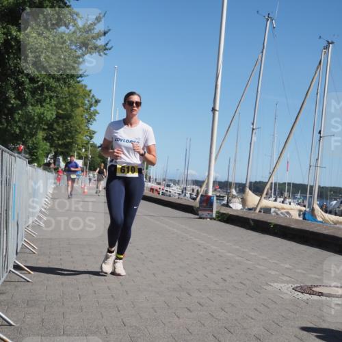 17.08.2025 - KN Förde Triathlon 2025 KatJ http://msf.ph/oto/8610782 17.08.2025 12:06:53 Laufen 353, 371, 603, 610 meine-sportfotos.de