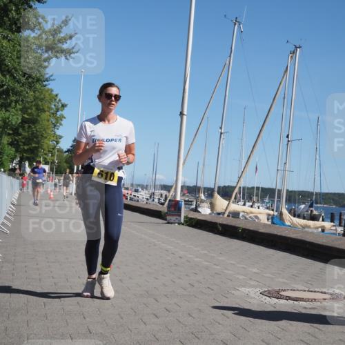 17.08.2025 - KN Förde Triathlon 2025 KatJ http://msf.ph/oto/8610785 17.08.2025 12:06:53 Laufen 353, 371, 603, 610 meine-sportfotos.de