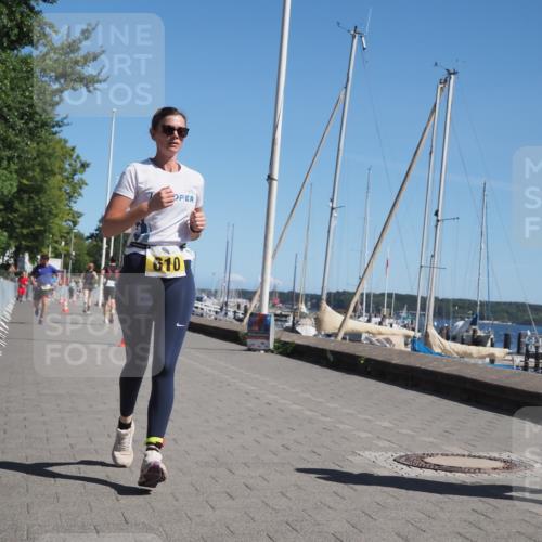 17.08.2025 - KN Förde Triathlon 2025 KatJ http://msf.ph/oto/8610786 17.08.2025 12:06:53 Laufen 353, 371, 603, 610 meine-sportfotos.de