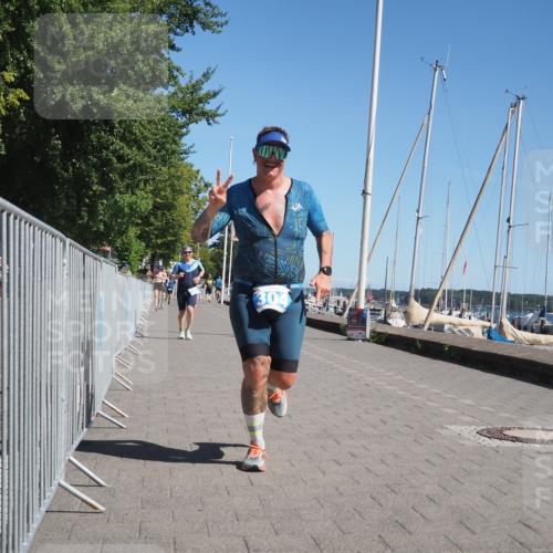 17.08.2025 - KN Förde Triathlon 2025 KatJ http://msf.ph/oto/8611071 17.08.2025 12:09:25 Laufen 285, 304 meine-sportfotos.de