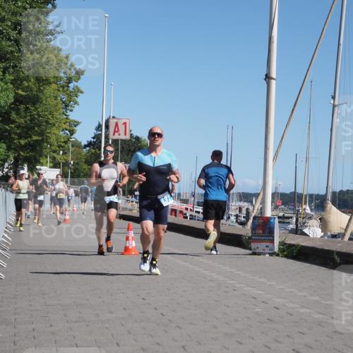17.08.2025 - KN Förde Triathlon 2025 KatJ http://msf.ph/oto/8611140 17.08.2025 12:09:55 Laufen 331, 343, 629 meine-sportfotos.de