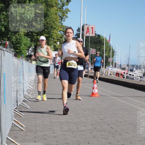 17.08.2025 - KN Förde Triathlon 2025 KatJ http://msf.ph/oto/8611171 17.08.2025 12:10:02 Laufen 343, 390, 620, 629 meine-sportfotos.de