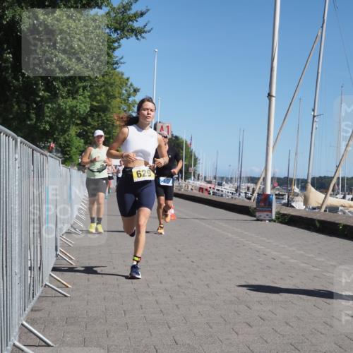 17.08.2025 - KN Förde Triathlon 2025 KatJ http://msf.ph/oto/8611179 17.08.2025 12:10:03 Laufen 390, 620, 629 meine-sportfotos.de