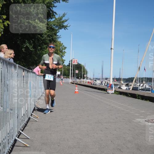 17.08.2025 - KN Förde Triathlon 2025 KatJ http://msf.ph/oto/8611240 17.08.2025 14:05:26 Laufen 524 meine-sportfotos.de