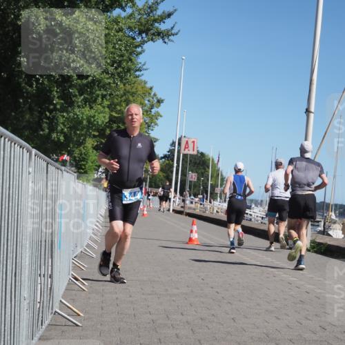 17.08.2025 - KN Förde Triathlon 2025 KatJ http://msf.ph/oto/8611391 17.08.2025 12:10:41 Laufen 344, 632 meine-sportfotos.de