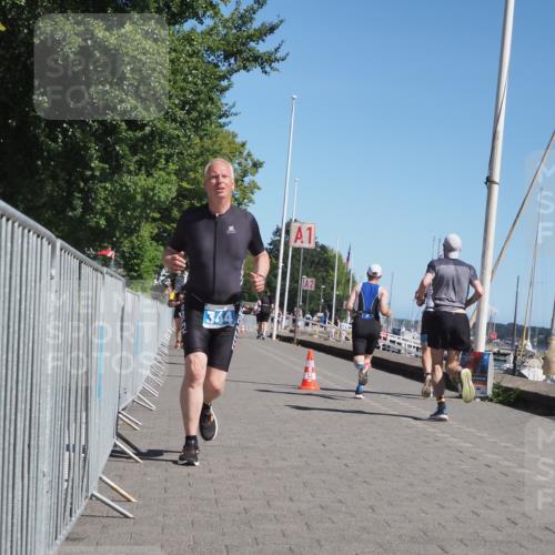 17.08.2025 - KN Förde Triathlon 2025 KatJ http://msf.ph/oto/8611396 17.08.2025 12:10:41 Laufen 344, 632 meine-sportfotos.de