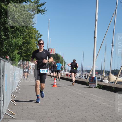 17.08.2025 - KN Förde Triathlon 2025 KatJ http://msf.ph/oto/8611560 17.08.2025 12:11:07 Laufen 327, 341, 617 meine-sportfotos.de