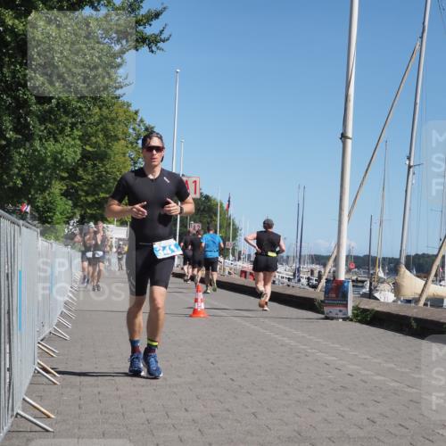 17.08.2025 - KN Förde Triathlon 2025 KatJ http://msf.ph/oto/8611562 17.08.2025 12:11:07 Laufen 327, 341, 617 meine-sportfotos.de