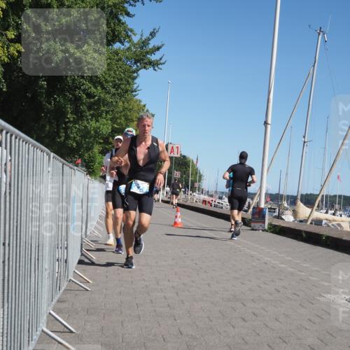 17.08.2025 - KN Förde Triathlon 2025 KatJ http://msf.ph/oto/8611623 17.08.2025 12:11:15 Laufen 327, 622 meine-sportfotos.de