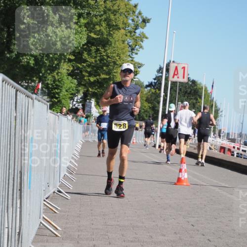 17.08.2025 - KN Förde Triathlon 2025 KatJ http://msf.ph/oto/8611654 17.08.2025 12:11:28 Laufen 628 meine-sportfotos.de