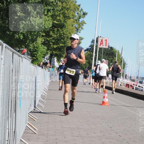 17.08.2025 - KN Förde Triathlon 2025 KatJ http://msf.ph/oto/8611660 17.08.2025 12:11:29 Laufen 628 meine-sportfotos.de