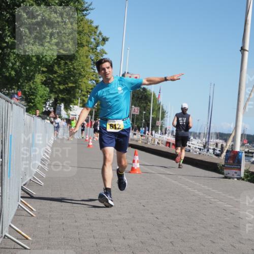 17.08.2025 - KN Förde Triathlon 2025 KatJ http://msf.ph/oto/8611737 17.08.2025 12:11:41 Laufen 359, 612 meine-sportfotos.de