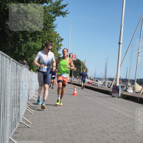 17.08.2025 - KN Förde Triathlon 2025 KatJ http://msf.ph/oto/8611788 17.08.2025 12:11:58 Laufen 328, 362, 369 meine-sportfotos.de