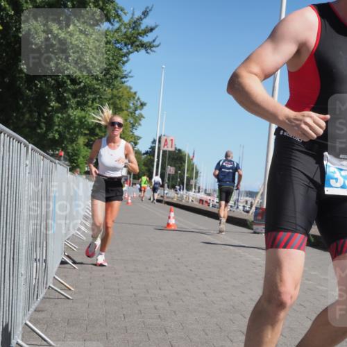 17.08.2025 - KN Förde Triathlon 2025 KatJ http://msf.ph/oto/8611913 17.08.2025 12:12:17 Laufen 335, 623 meine-sportfotos.de