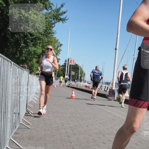 17.08.2025 - KN Förde Triathlon 2025 KatJ http://msf.ph/oto/8611915 17.08.2025 12:12:17 Laufen 335, 623 meine-sportfotos.de