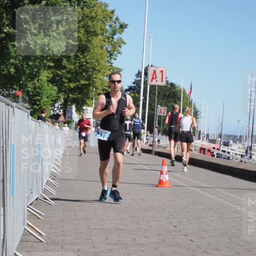 17.08.2025 - KN Förde Triathlon 2025 KatJ http://msf.ph/oto/8611936 17.08.2025 12:12:29 Laufen 370 meine-sportfotos.de