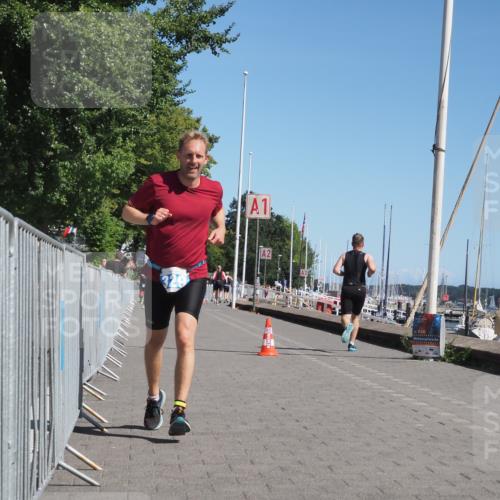 17.08.2025 - KN Förde Triathlon 2025 KatJ http://msf.ph/oto/8611982 17.08.2025 12:12:40 Laufen 329 meine-sportfotos.de