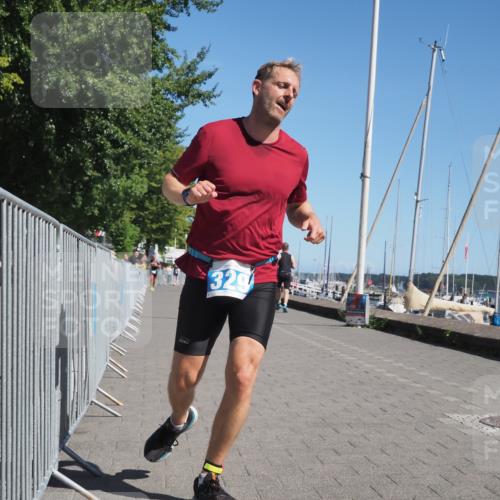 17.08.2025 - KN Förde Triathlon 2025 KatJ http://msf.ph/oto/8611991 17.08.2025 12:12:42 Laufen 329 meine-sportfotos.de