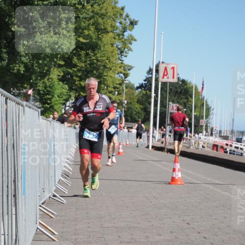 17.08.2025 - KN Förde Triathlon 2025 KatJ http://msf.ph/oto/8611993 17.08.2025 12:12:55 Laufen 330, 332 meine-sportfotos.de