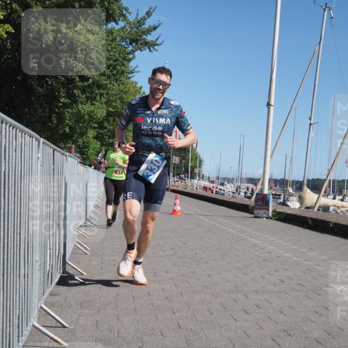 17.08.2025 - KN Förde Triathlon 2025 KatJ http://msf.ph/oto/8612015 17.08.2025 12:13:02 Laufen 330, 332, 634 meine-sportfotos.de