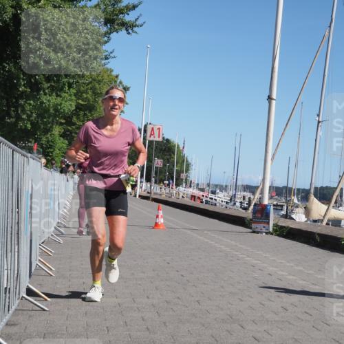 17.08.2025 - KN Förde Triathlon 2025 KatJ http://msf.ph/oto/8612067 17.08.2025 12:13:33 Laufen 293, 297, 618, 639 meine-sportfotos.de