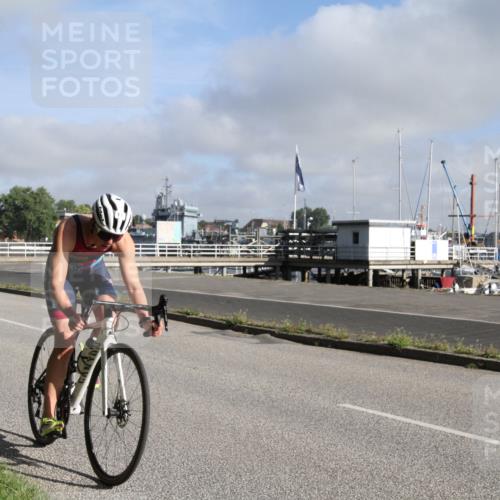 17.08.2025 - KN Förde Triathlon 2025 Yannick Fuchs http://msf.ph/oto/8612252 17.08.2025 09:18:22 Radfahren 103, 121 meine-sportfotos.de