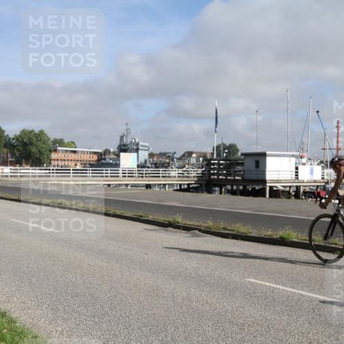 17.08.2025 - KN Förde Triathlon 2025 Yannick Fuchs http://msf.ph/oto/8612270 17.08.2025 09:20:32 Radfahren 120, 125, 126, 127, 198 meine-sportfotos.de