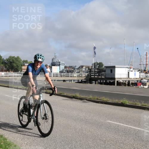 17.08.2025 - KN Förde Triathlon 2025 Yannick Fuchs http://msf.ph/oto/8612293 17.08.2025 09:22:33 Radfahren 104, 148 meine-sportfotos.de