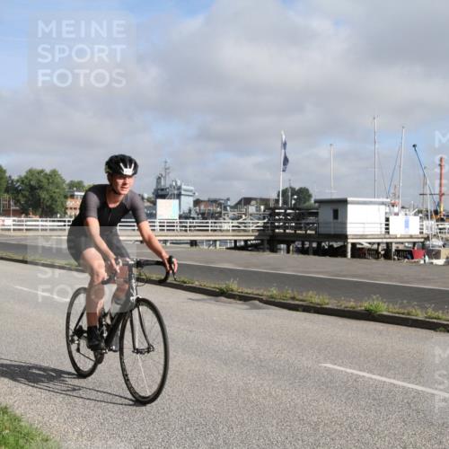17.08.2025 - KN Förde Triathlon 2025 Yannick Fuchs http://msf.ph/oto/8612304 17.08.2025 09:23:43 Radfahren 147, 152 meine-sportfotos.de